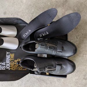 Fizik X5 Terra Cycle Shoe Size 42 (US 9)